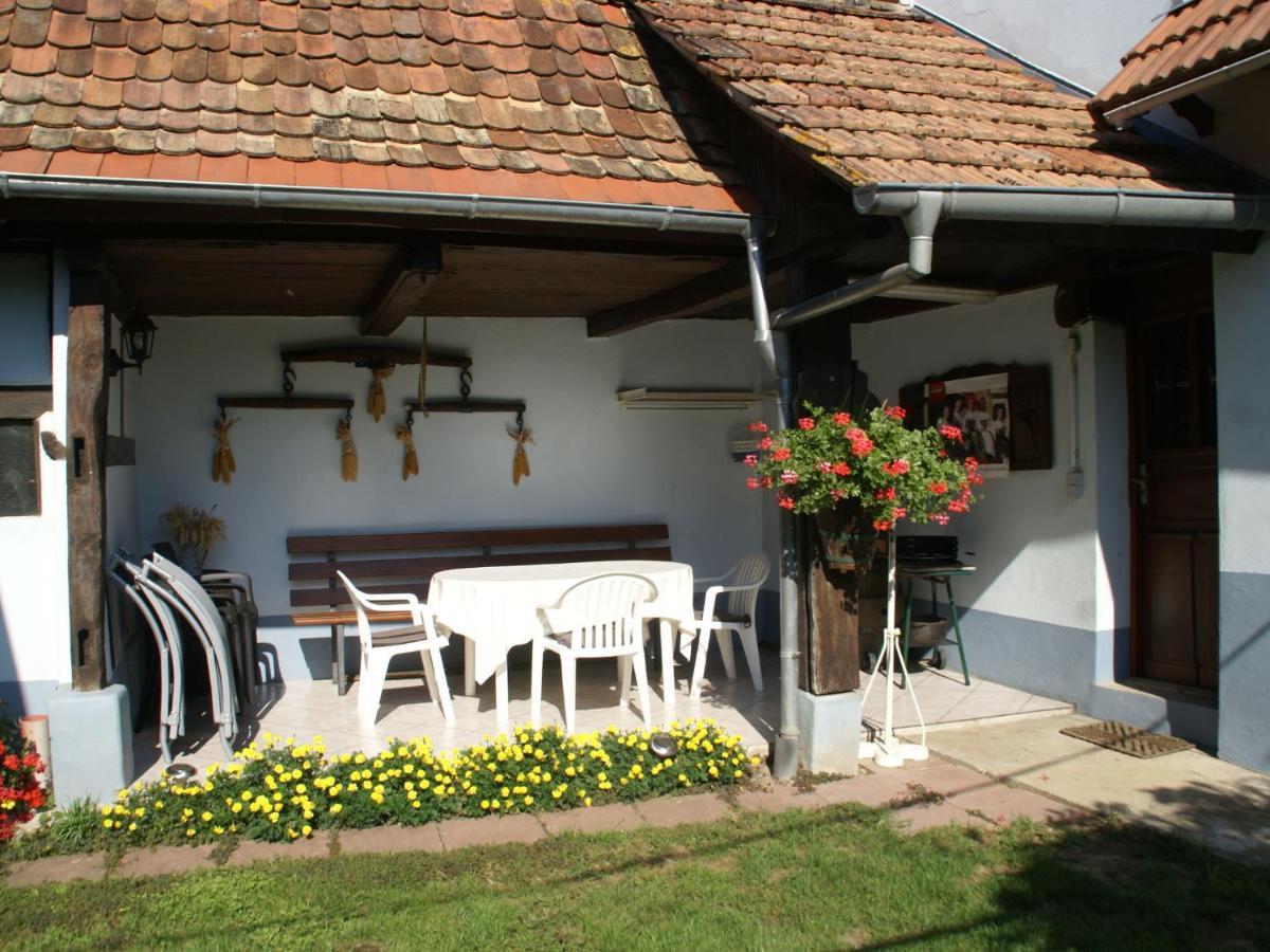 Cosy Holiday Home In Schleithal With Garden Exterior foto